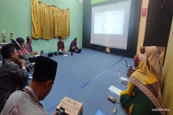 Persiapan PBAK IAIN Madura 2024 FAUD IAIN Madura Gelar Rapat